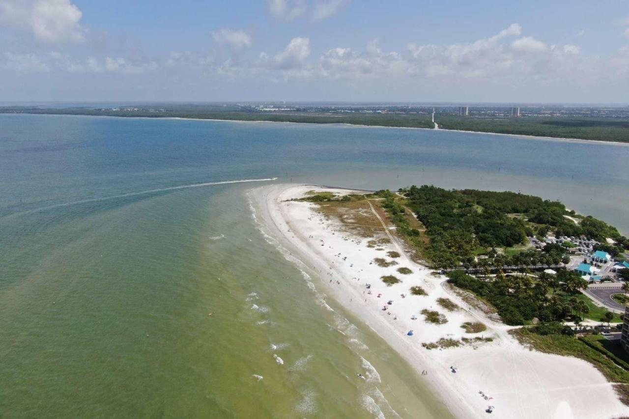 Estero Island Apartment With Boat Dock Fort Myers Beach Zewnętrze zdjęcie