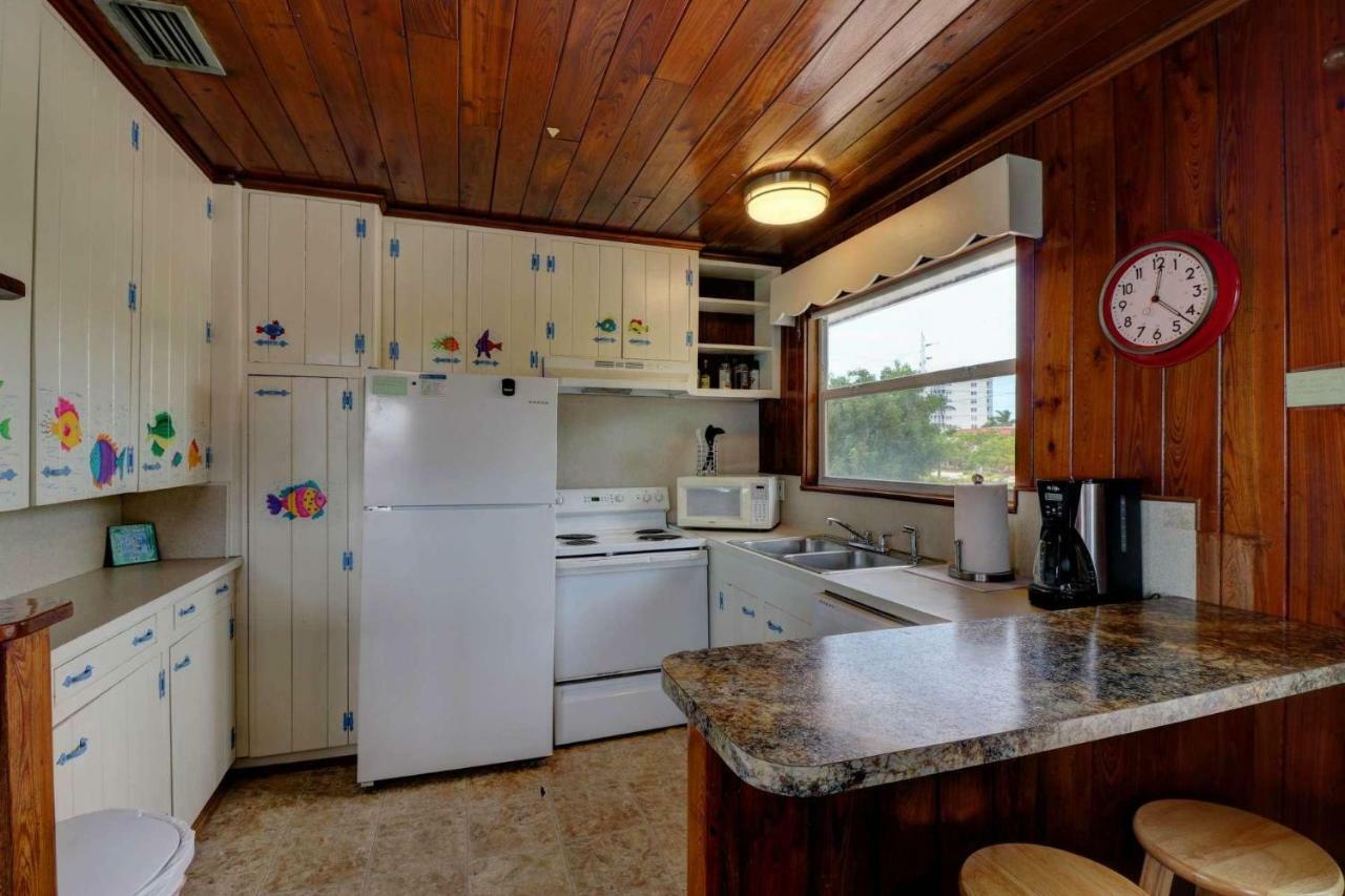 Estero Island Apartment With Boat Dock Fort Myers Beach Zewnętrze zdjęcie